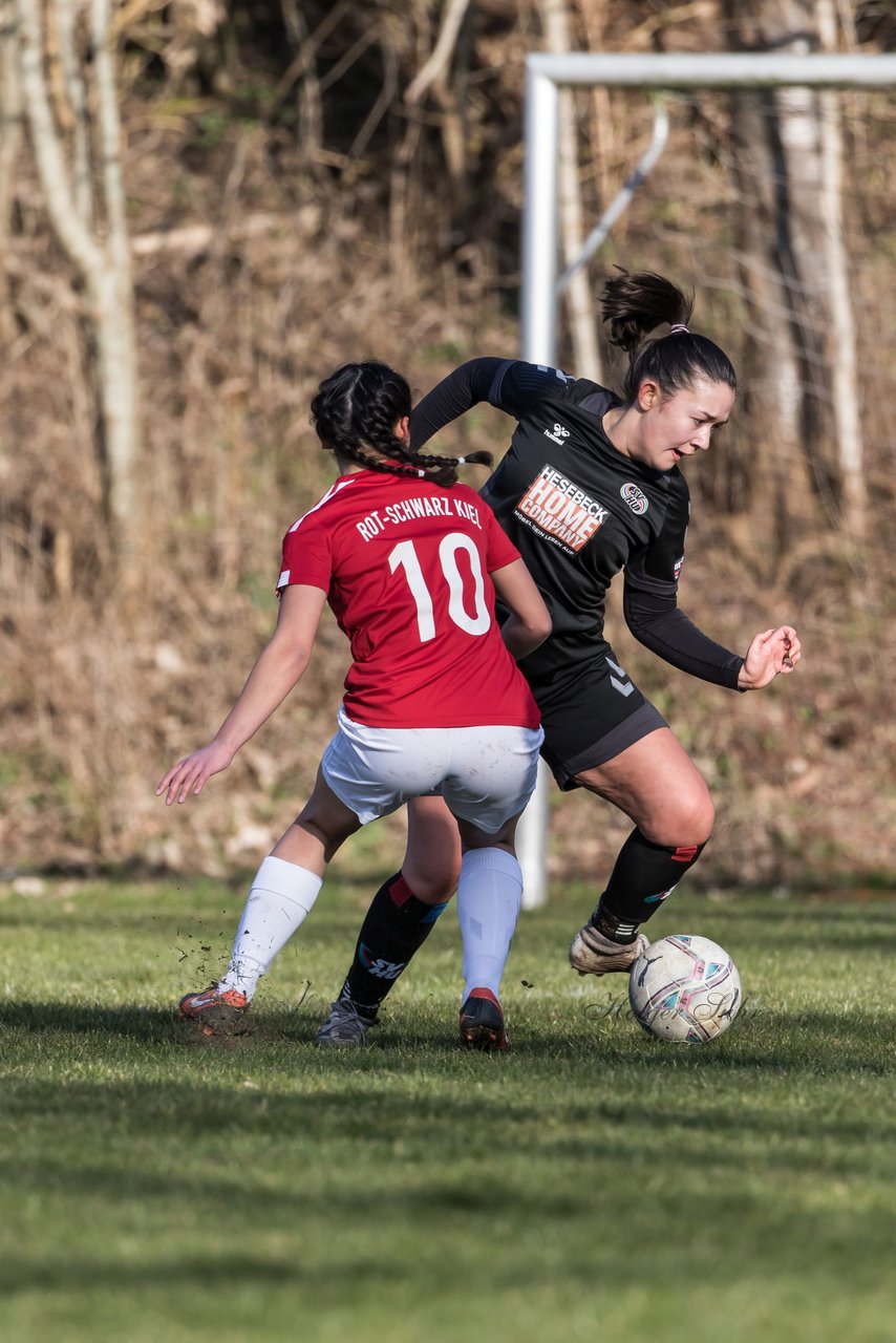 Bild 138 - F Rot Schwarz Kiel - SV Henstedt Ulzburg 2 : Ergebnis: 1:1